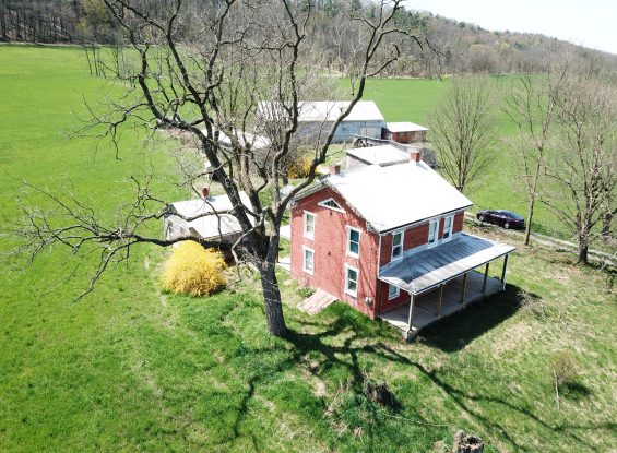 Public Auction- 32184 Rt 35 N, McAlisterville, PA 17049