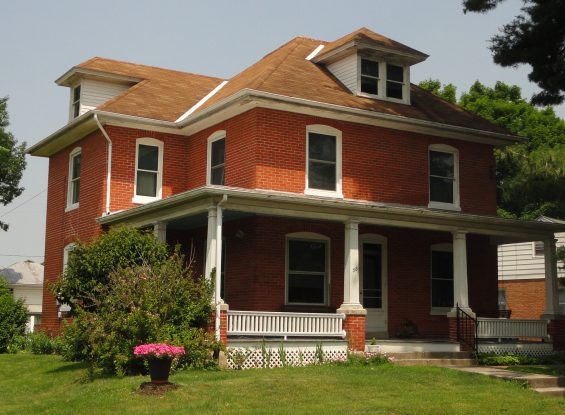 Public Auction- 38 Martin Ave, Ephrata, PA 17522