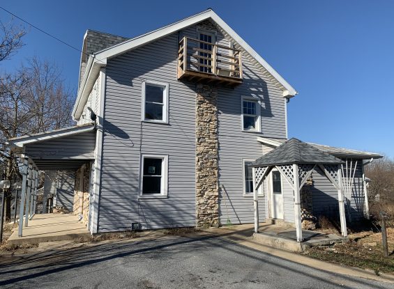 Public Auction- 455 Frystown Rd, Myerstown, PA 17067