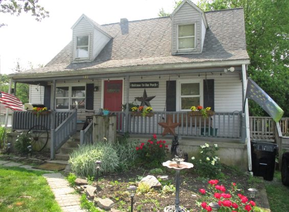 Public Real Estate Auction- 633 N. Farmersville Rd, Ephrata, PA 17522