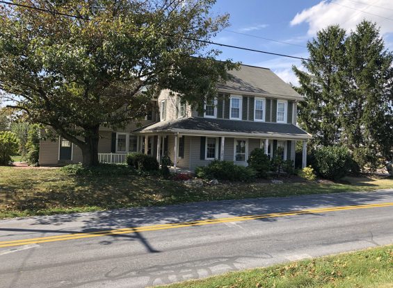 Public Real Estate Auction- 20 S. Groffdale Rd, Leola, PA 17540