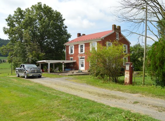 223 Tuscarora Path, Ickesburg, PA 17037