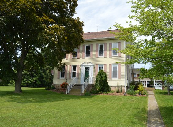 122 Neagleys Rd, Millersburg, PA 17061