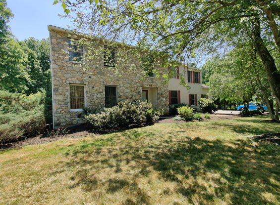 Public Real Estate Auction Honey Brook Area