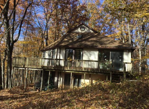 Public Real Estate Auction-1060 Thunder Hill Rd