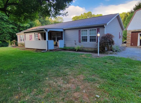 Public Real Estate Auction – Lancaster County