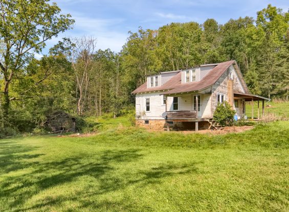 Public Real Estate Auction Multi-Parcel Mifflin County