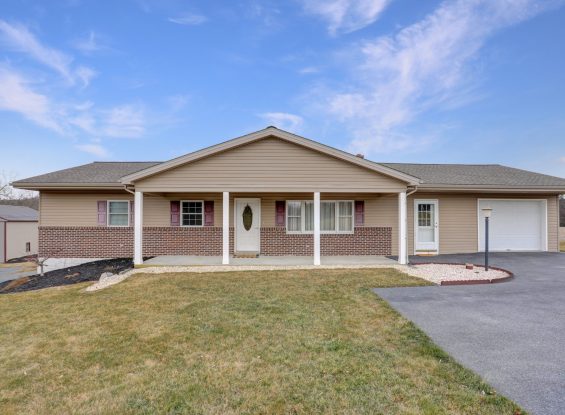 Absolute Public Real Estate Auction 5+/- Acres Perry County