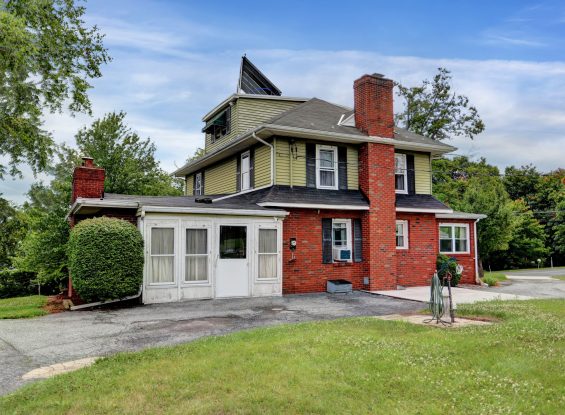 Public Auction- 110 Aqueduct Rd.