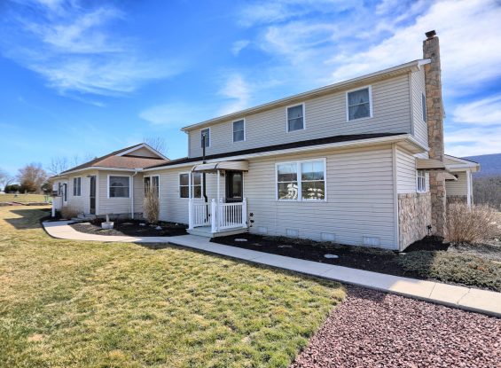 Public Auction-5494 Shermans Valley Rd.