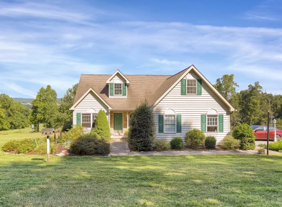 Public Real Estate Auction 38+/- Acre Farmette Perry Co.