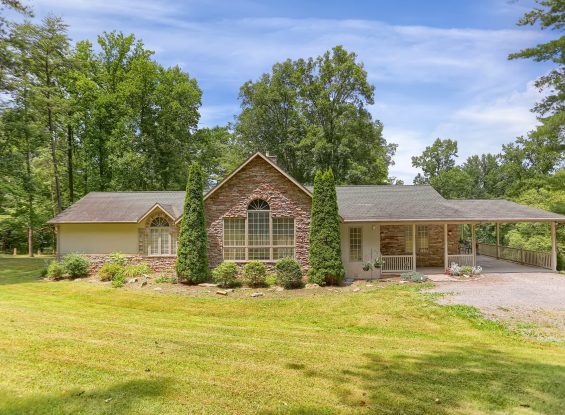 Public Real Estate Auction 10.58+/- Ac Perry Co.