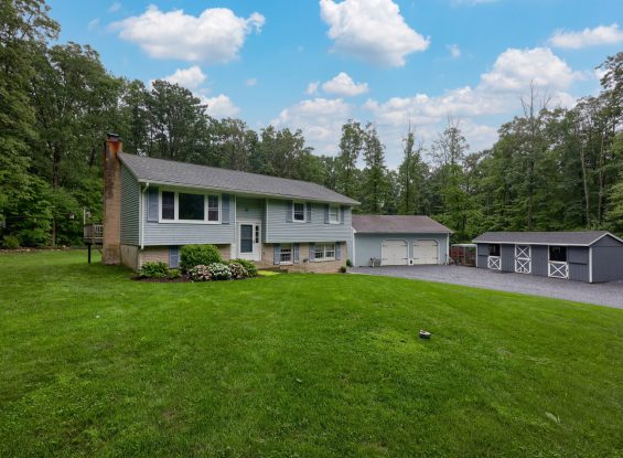 Public Real Estate Auction 2+/- Ac. Gap Lancaster Co.