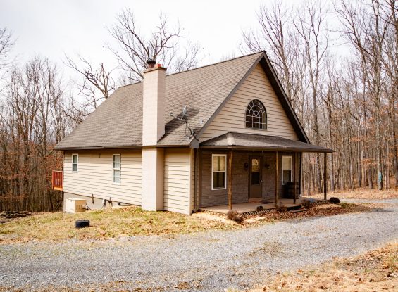 Public Real Estate Auction 116+/- Ac. Clinton Co.