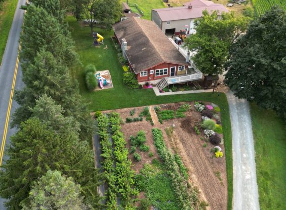 Public Real Estate Auction +/-2.85 Ac. Ranch Home So. Lanc. Co.