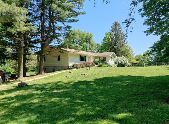 Public Real Estate Auction +/-5 Ac. Farmette Chester County