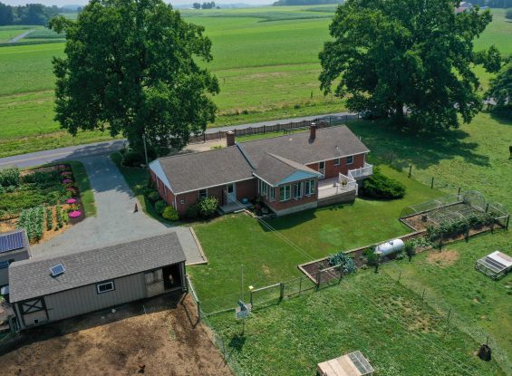 Public Real Estate Auction 1+/-Acre So. Lancaster Co.