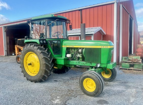 Public Auction Tractors, Late Model Farm Equipment Lancaster Co